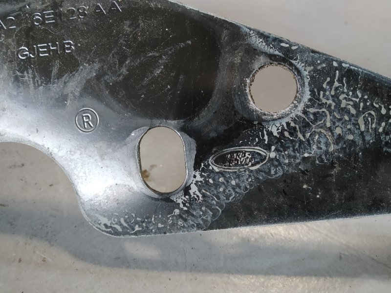 кронштейн, 1210 рублей, Санкт-Петербург