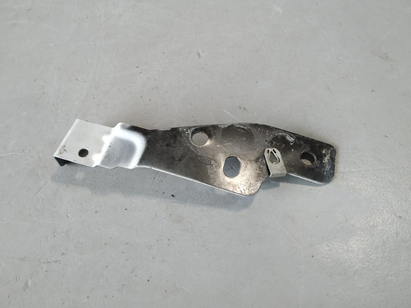 кронштейн, 1210 рублей, Санкт-Петербург