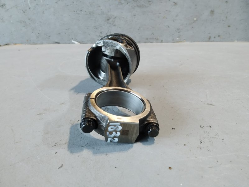 поршень с шатуном, 2945 рублей, Санкт-Петербург