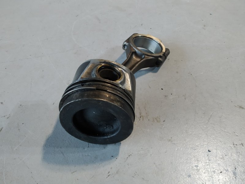 поршень с шатуном, 3085 рублей, Санкт-Петербург