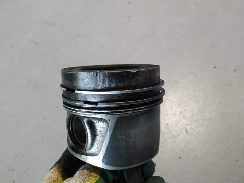 поршень с шатуном, 3085 рублей, Санкт-Петербург