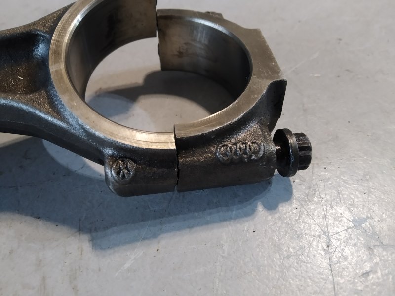 поршень с шатуном, 3085 рублей, Санкт-Петербург