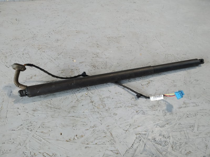 амортизатор багажника, 16815 рублей, Санкт-Петербург