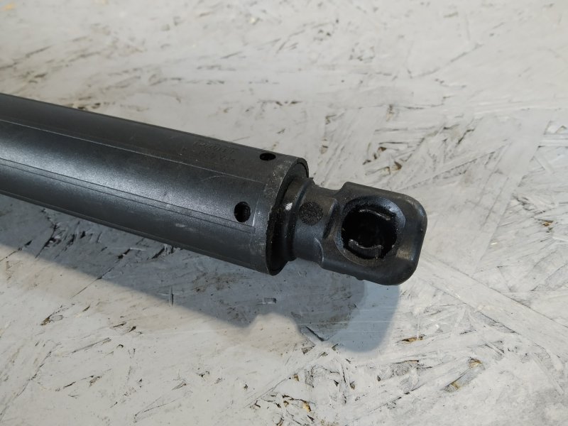 амортизатор багажника, 16815 рублей, Санкт-Петербург