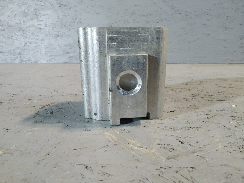 кронштейн радиатора, 3410 рублей, Санкт-Петербург