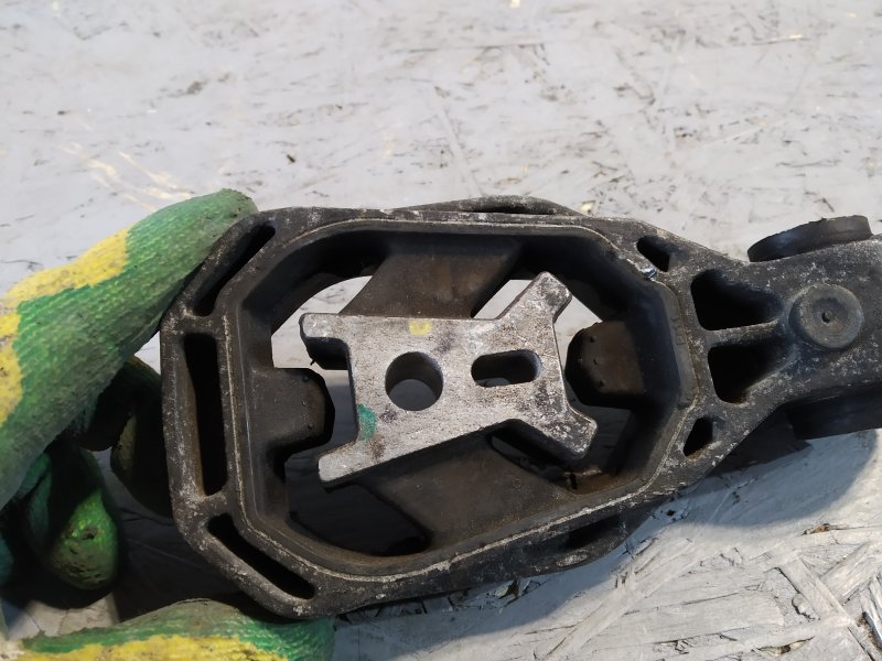 подушка двигателя, 4340 рублей, Санкт-Петербург