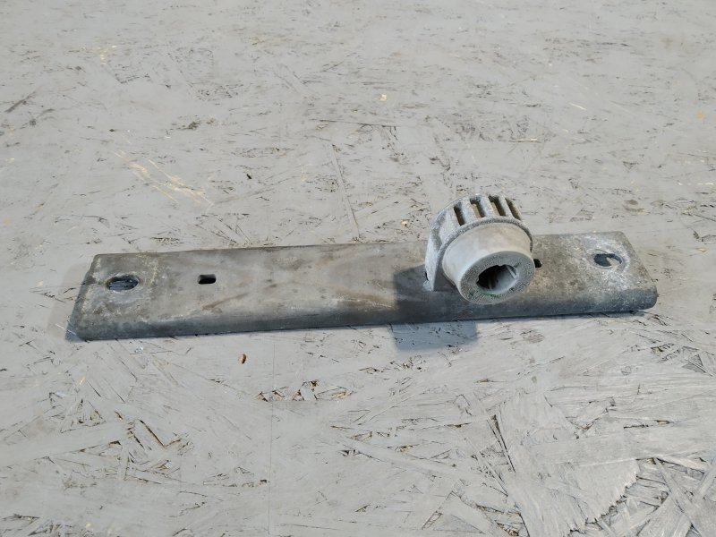 кронштейн глушителя, 2580 рублей, Санкт-Петербург