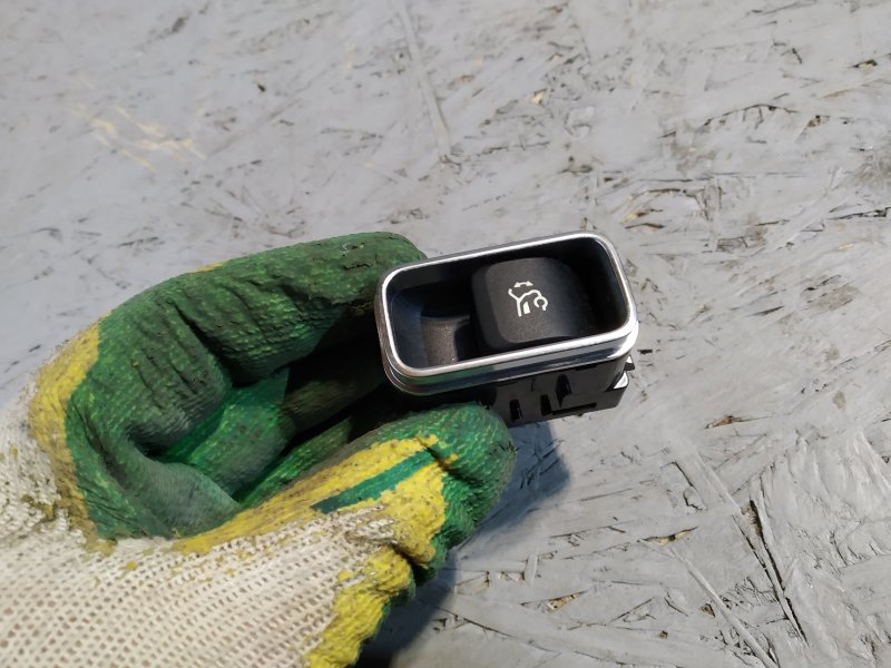 кнопка крышки багажника, 2350 рублей, Санкт-Петербург