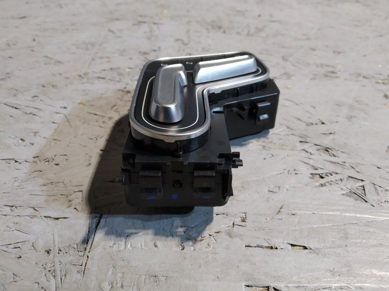 кнопки управления сиденьем, 6195 рублей, Санкт-Петербург