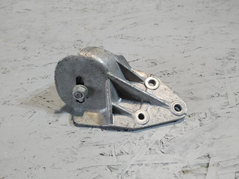 кронштейн, 1775 рублей, Санкт-Петербург