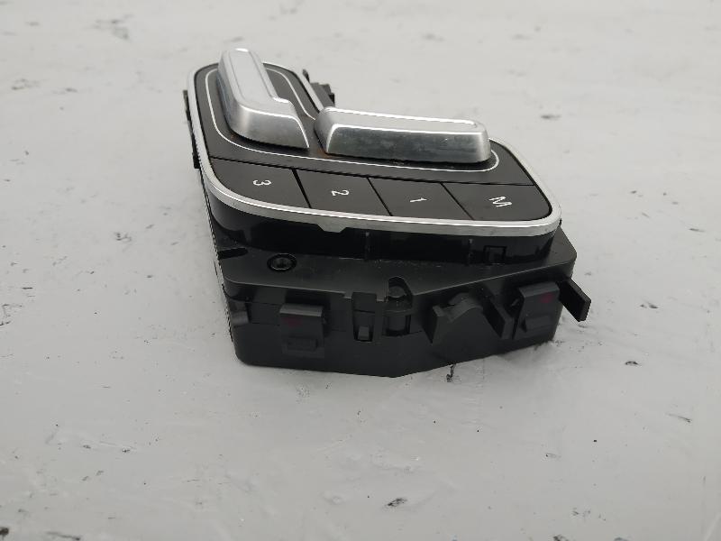 кнопки управления сиденьем, 5960 рублей, Санкт-Петербург