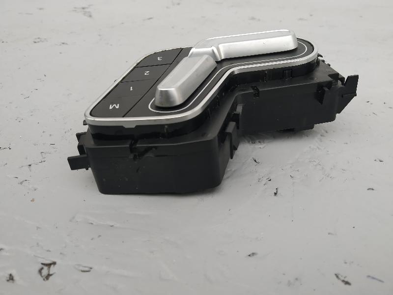 кнопки управления сиденьем, 5960 рублей, Санкт-Петербург