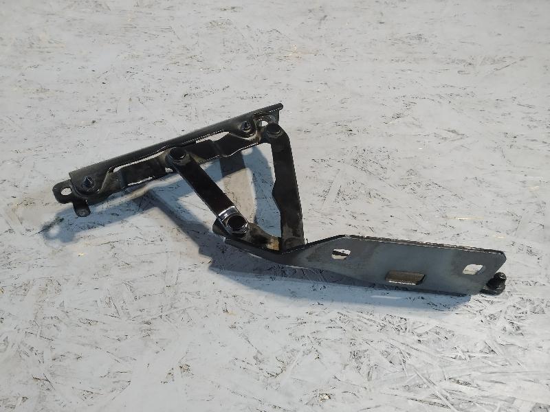 петля капота, 4210 рублей, Санкт-Петербург