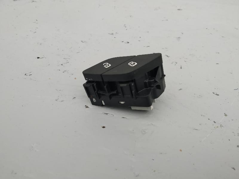 кнопка центрального замка, 680 рублей, Санкт-Петербург