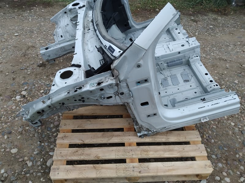 лонжерон, 64000 рублей, Санкт-Петербург