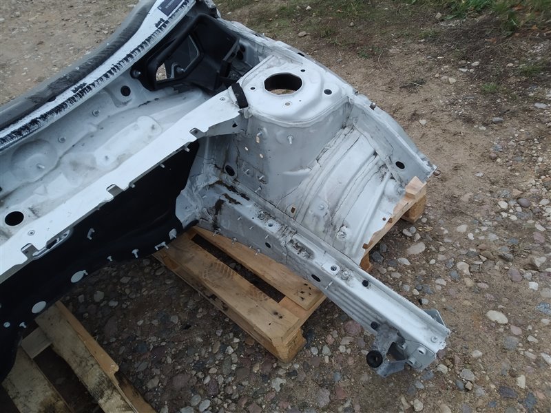 лонжерон, 64000 рублей, Санкт-Петербург