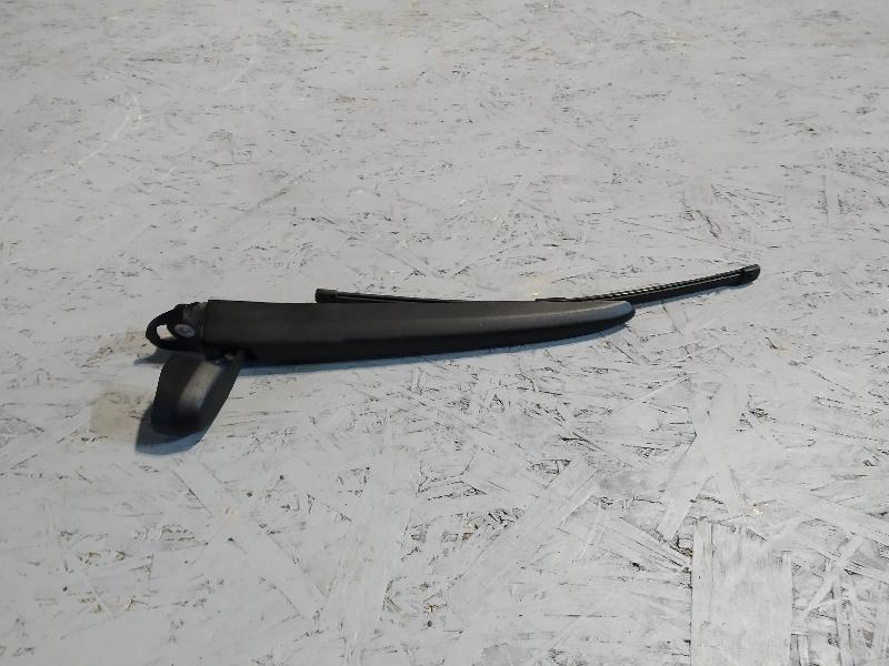 поводок стеклоочистителя, 1670 рублей, Санкт-Петербург