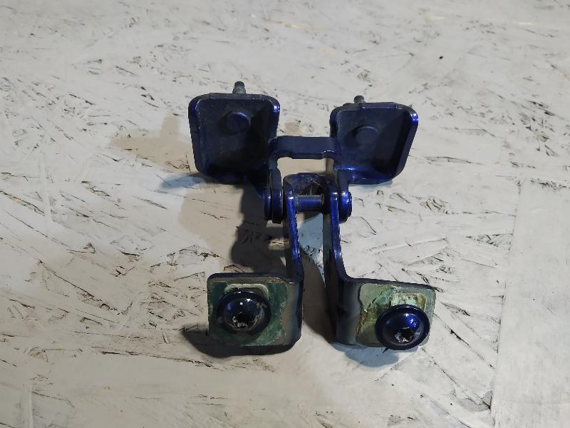 петля багажника, 2425 рублей, Санкт-Петербург