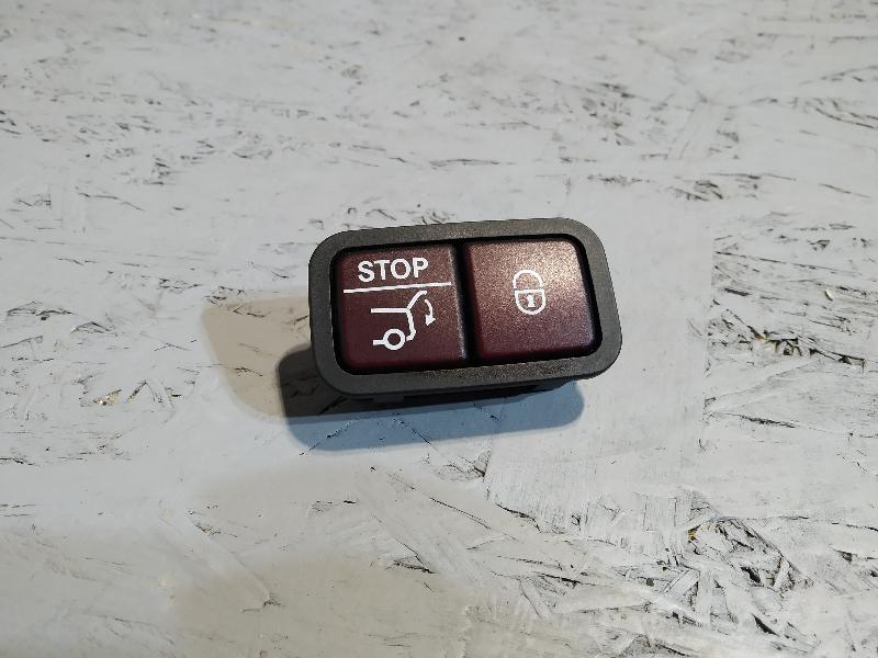 кнопка крышки багажника, 1670 рублей, Санкт-Петербург