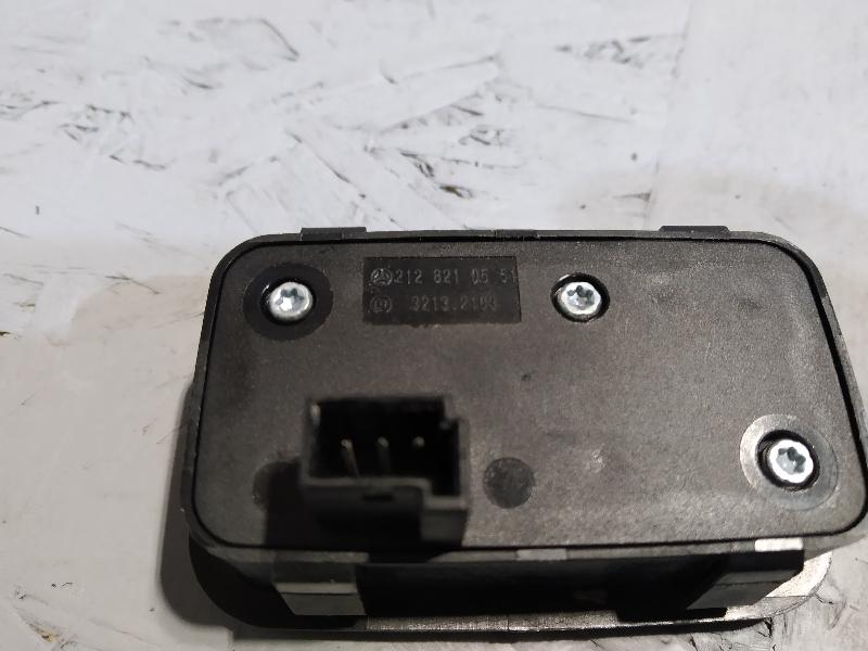 кнопка крышки багажника, 1670 рублей, Санкт-Петербург