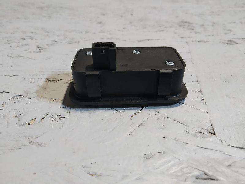 кнопка крышки багажника, 1670 рублей, Санкт-Петербург