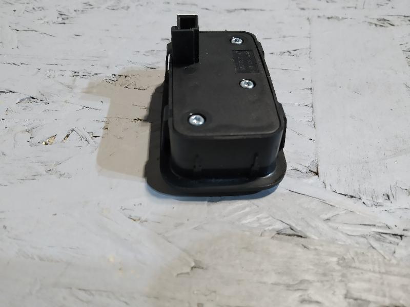 кнопка крышки багажника, 1670 рублей, Санкт-Петербург