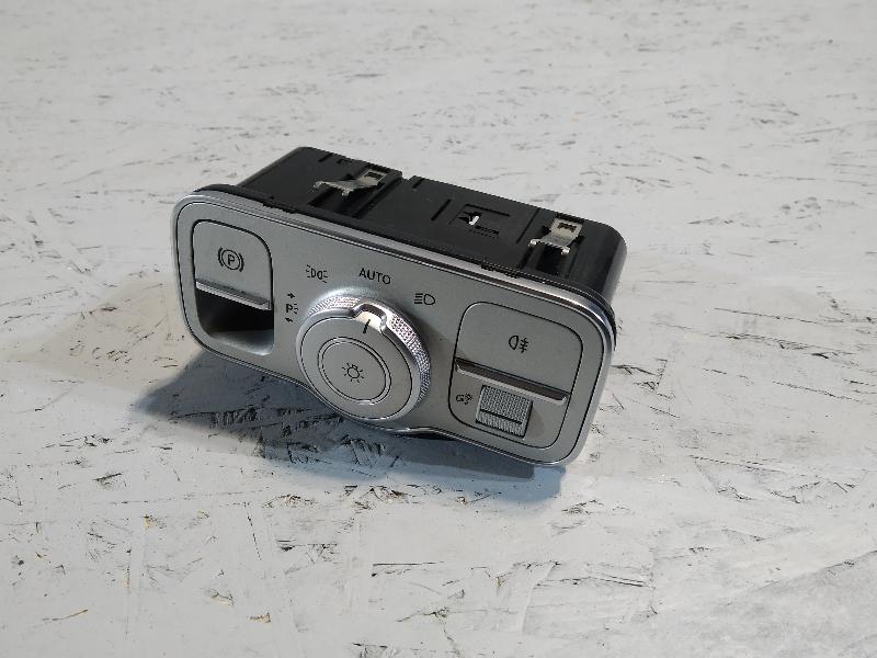 переключатель света, 4210 рублей, Санкт-Петербург