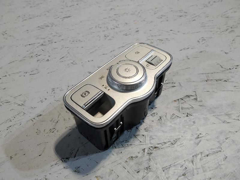 переключатель света, 4210 рублей, Санкт-Петербург