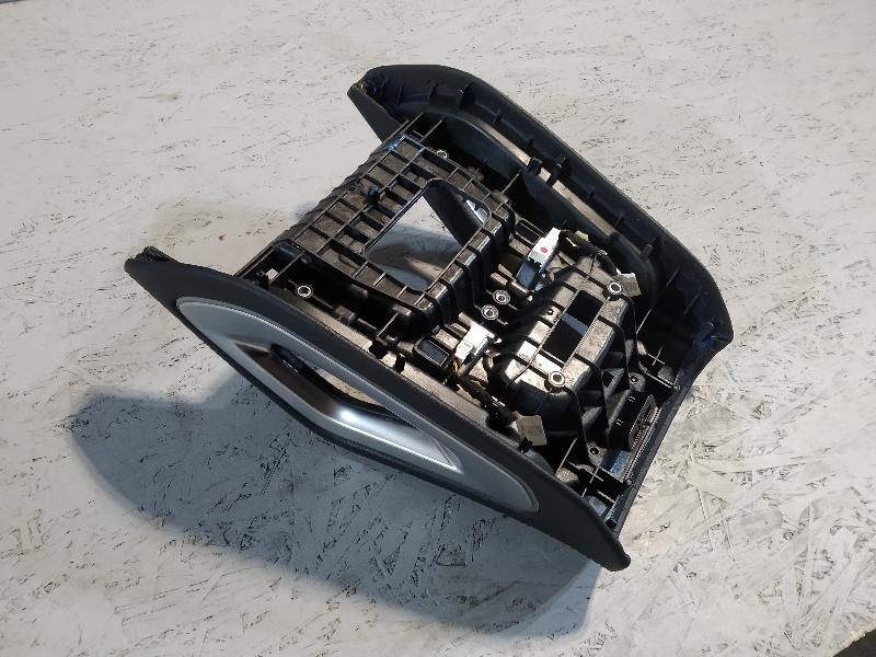 центральная консоль, 11775 рублей, Санкт-Петербург