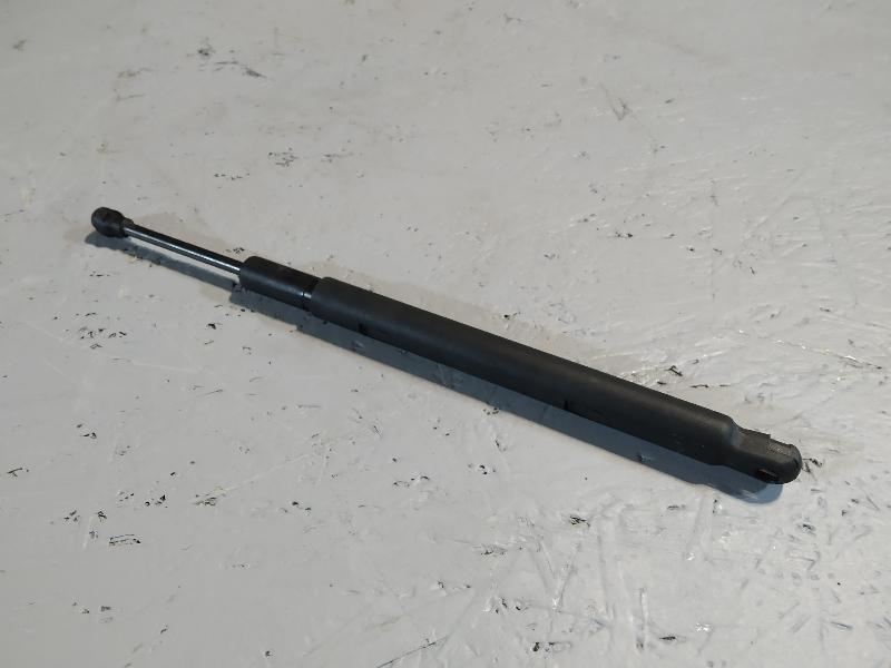 амортизатор капота, 5220 рублей, Санкт-Петербург