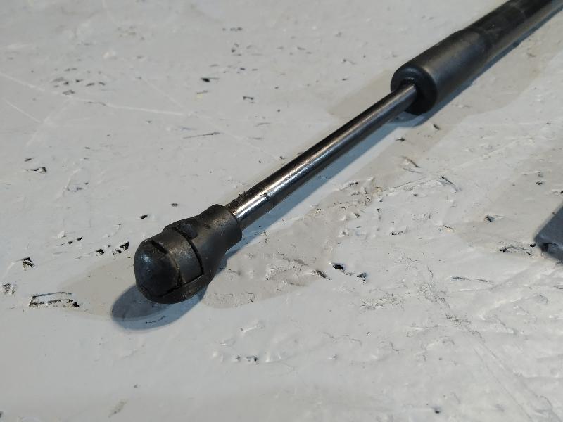 амортизатор капота, 5220 рублей, Санкт-Петербург