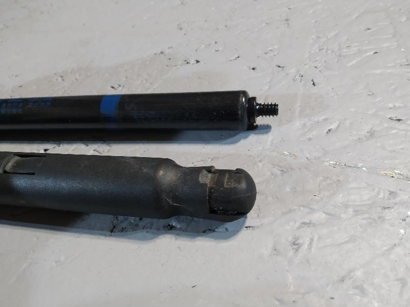 амортизатор капота, 5220 рублей, Санкт-Петербург