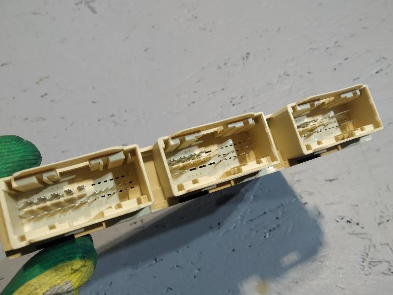 блок управления сиденьем, 17230 рублей, Санкт-Петербург