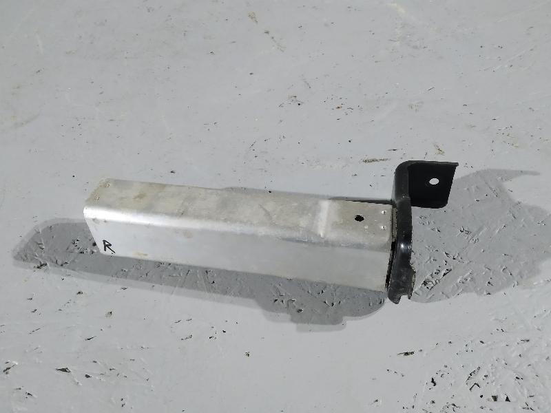 кронштейн усилителя бампера, 3795 рублей, Санкт-Петербург