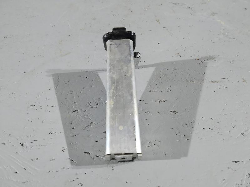 кронштейн усилителя бампера, 3365 рублей, Санкт-Петербург