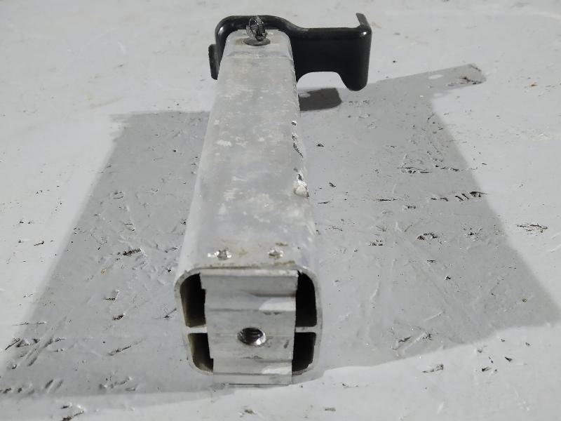 кронштейн усилителя бампера, 3365 рублей, Санкт-Петербург