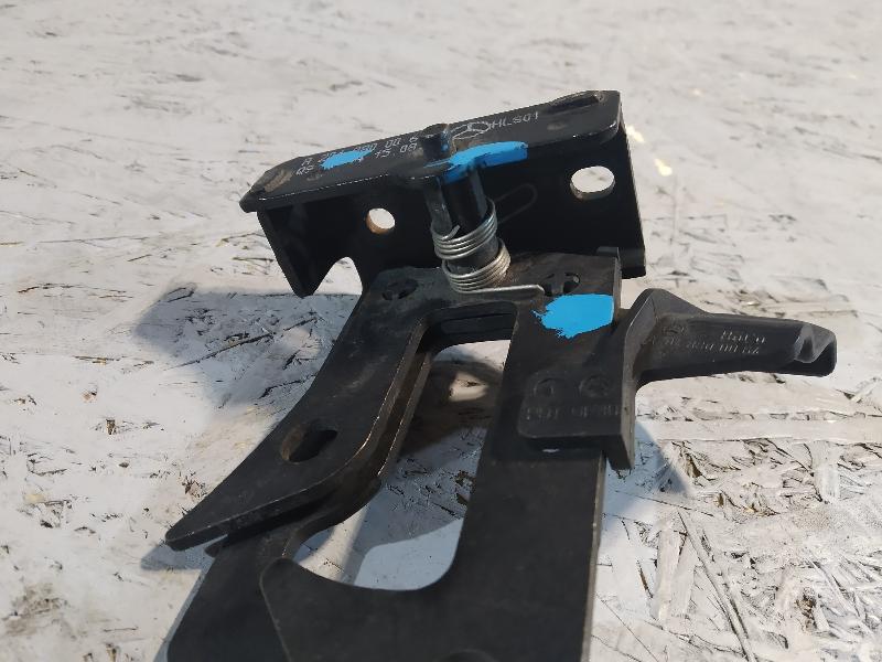 крюк капота, 1305 рублей, Санкт-Петербург