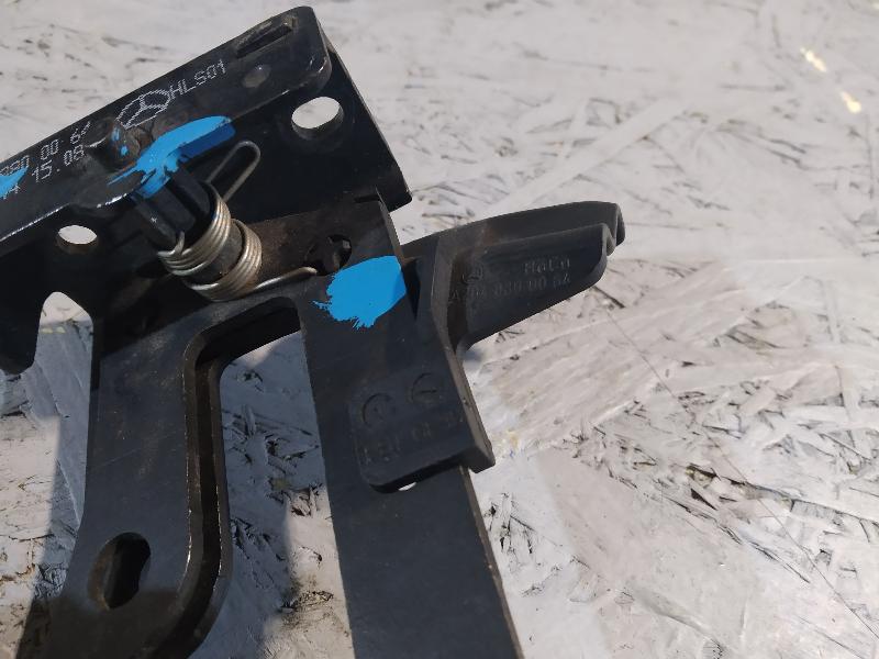 крюк капота, 1305 рублей, Санкт-Петербург