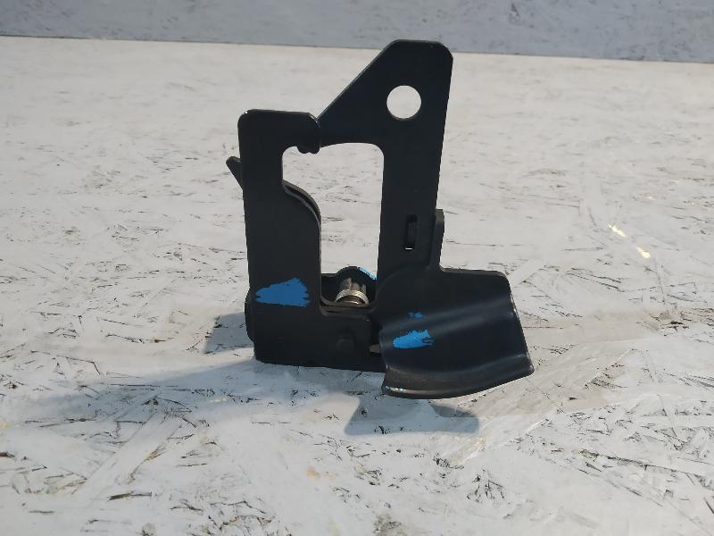 крюк капота, 1305 рублей, Санкт-Петербург