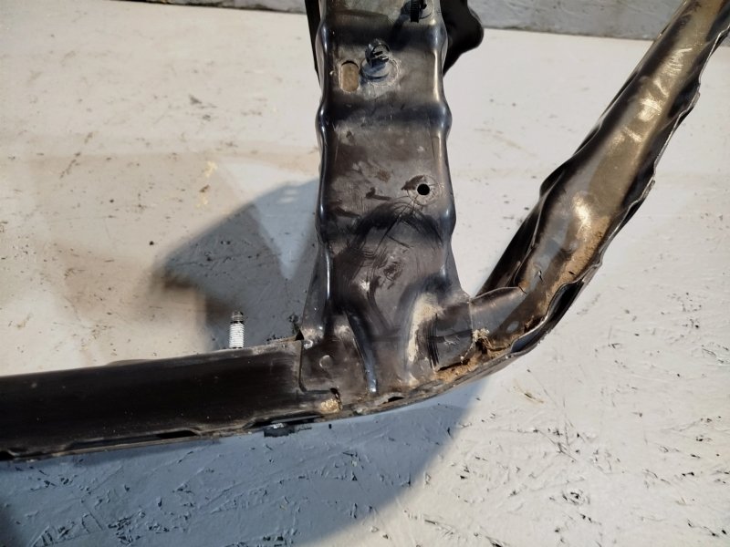 усилитель бампера, 4210 рублей, Санкт-Петербург