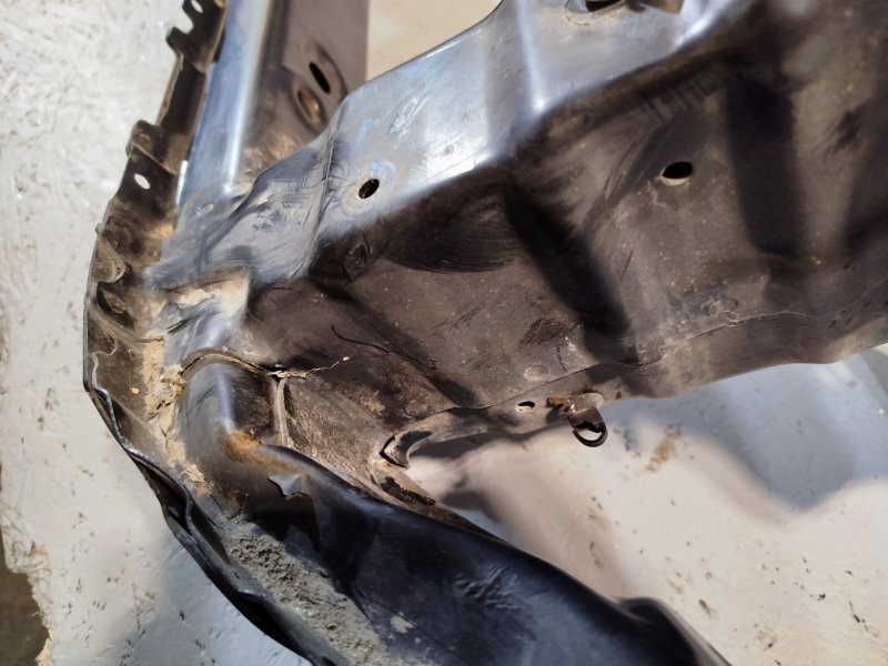 усилитель бампера, 4210 рублей, Санкт-Петербург