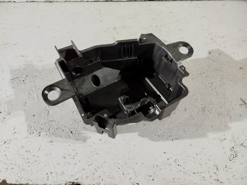 корпус блока предохранителей, 2025 рублей, Санкт-Петербург