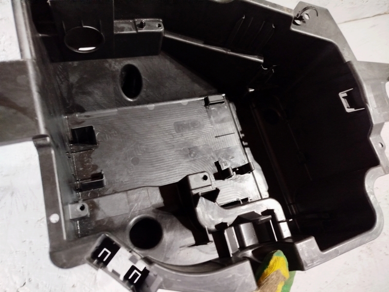 корпус блока предохранителей, 2025 рублей, Санкт-Петербург