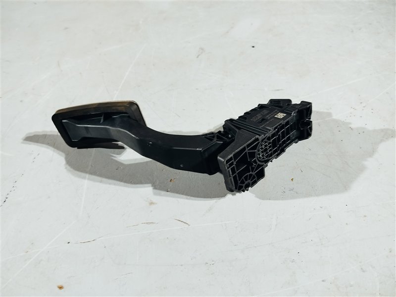 педаль газа, 2300 рублей, Санкт-Петербург