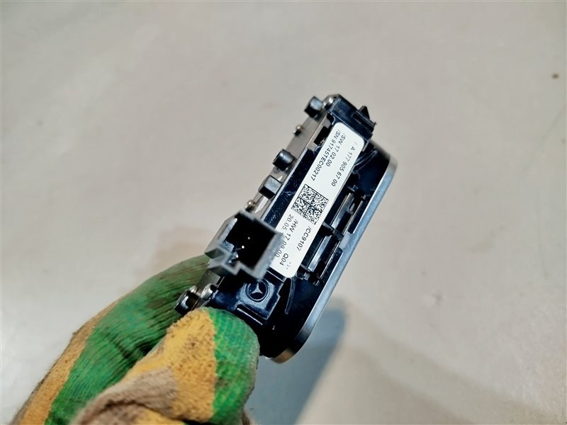 Кнопка подогрева сиденья, 1670 рублей, Санкт-Петербург