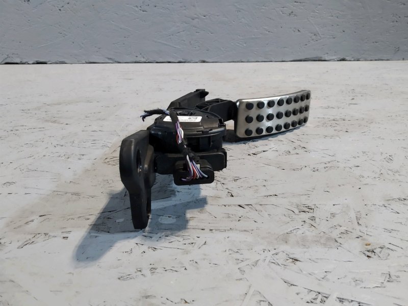 педаль газа, 3065 рублей, Санкт-Петербург