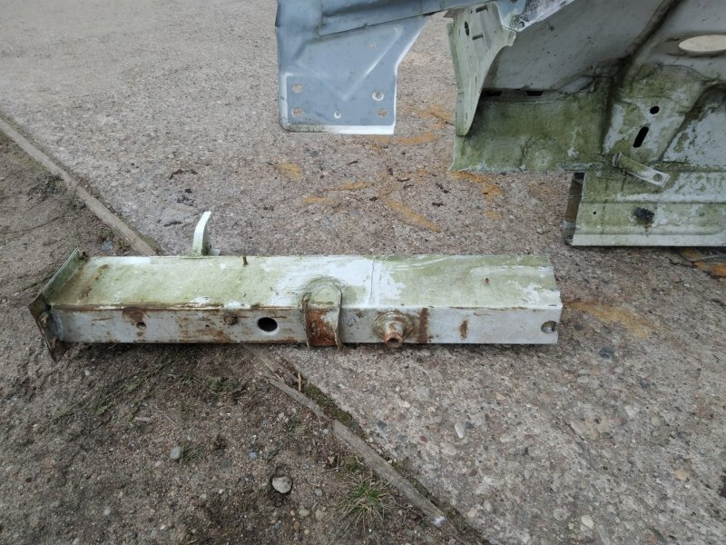 лонжерон, 6090 рублей, Санкт-Петербург