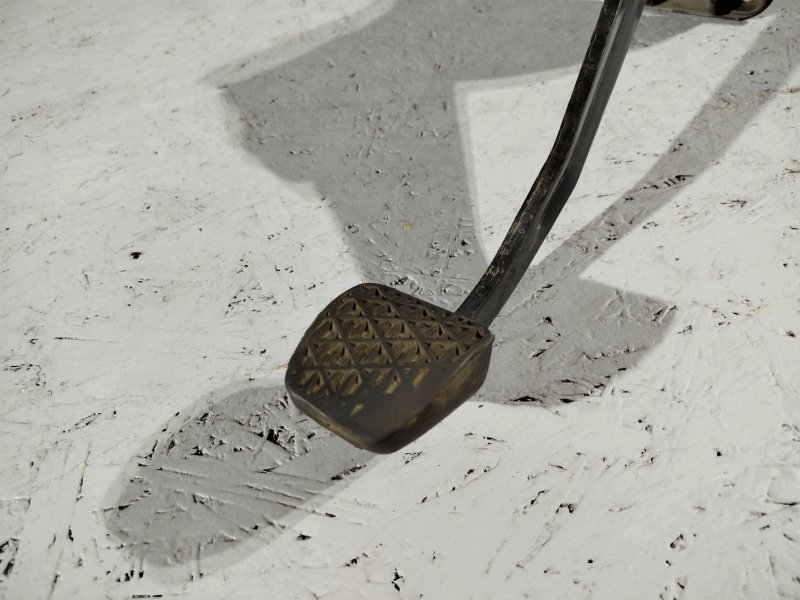 педаль тормоза, 1670 рублей, Санкт-Петербург