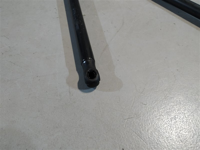 амортизатор капота, 2580 рублей, Санкт-Петербург