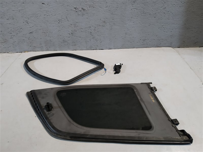 стекло кузовное, 4540 рублей, Санкт-Петербург